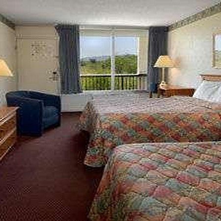 Knights Inn Newport Quarto foto